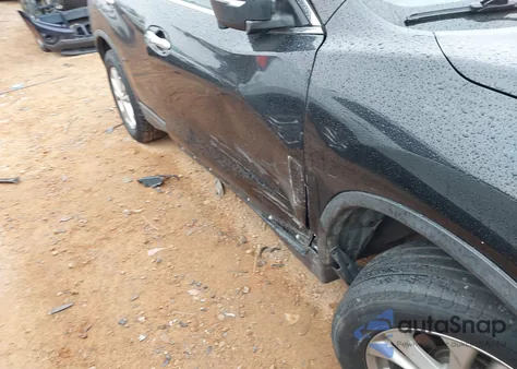 2015 Nissan Rogue Sv z USA, uszkodzony, nr VIN 5N1AT2MV0FC893657